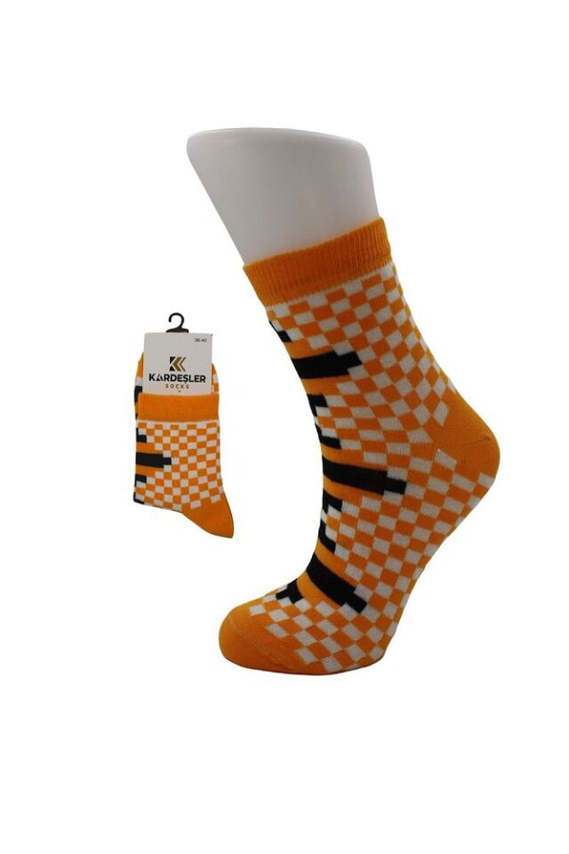 Kadın Çok Renkli Yarım Konç Pamuklu Çorap Dama Nokta Desenli 4'lü Paket